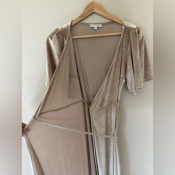 Baltic Born Meghan Velvet Wrap Maxi Dress in Champagne Floor Length Dress XS - Picture 5 of 11